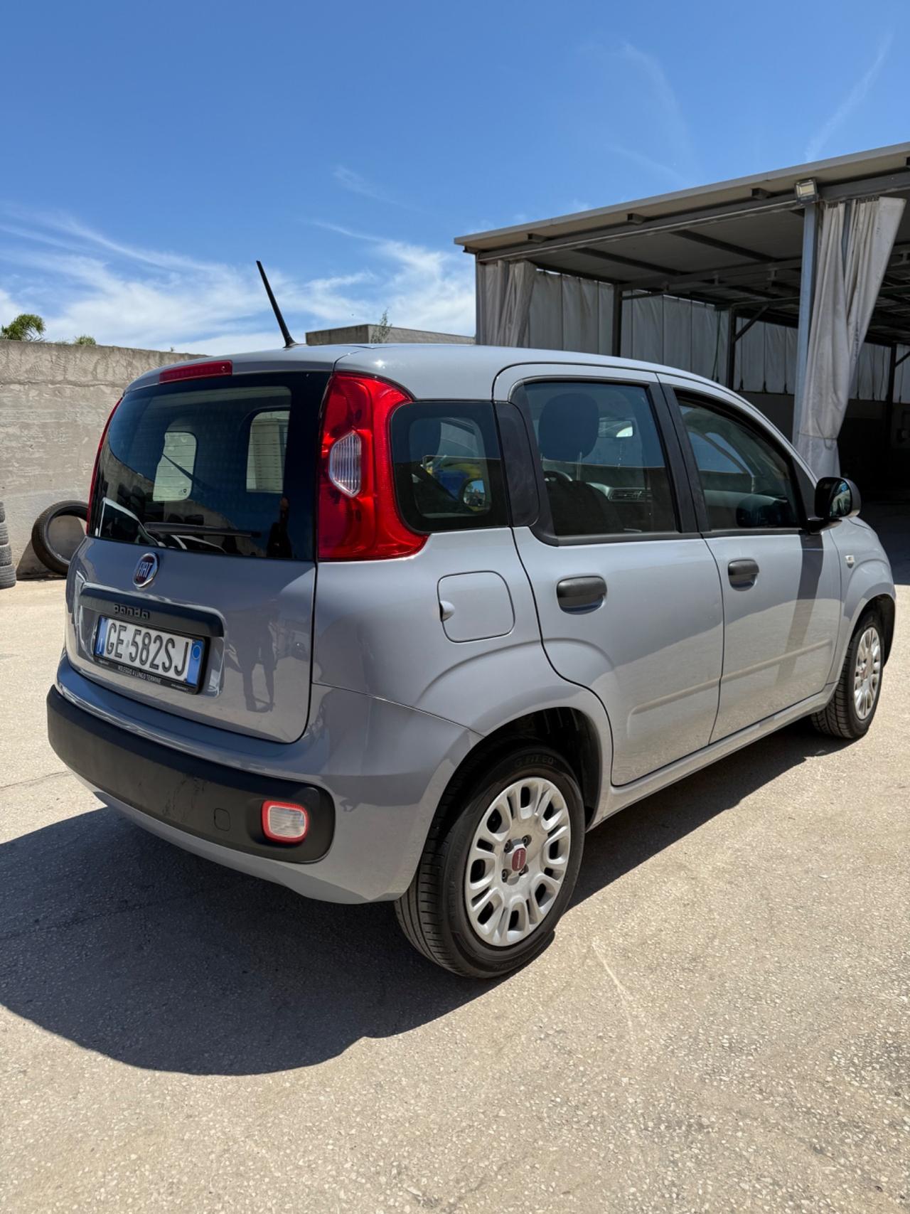 Fiat Panda 1.0 FireFly S&S Hybrid