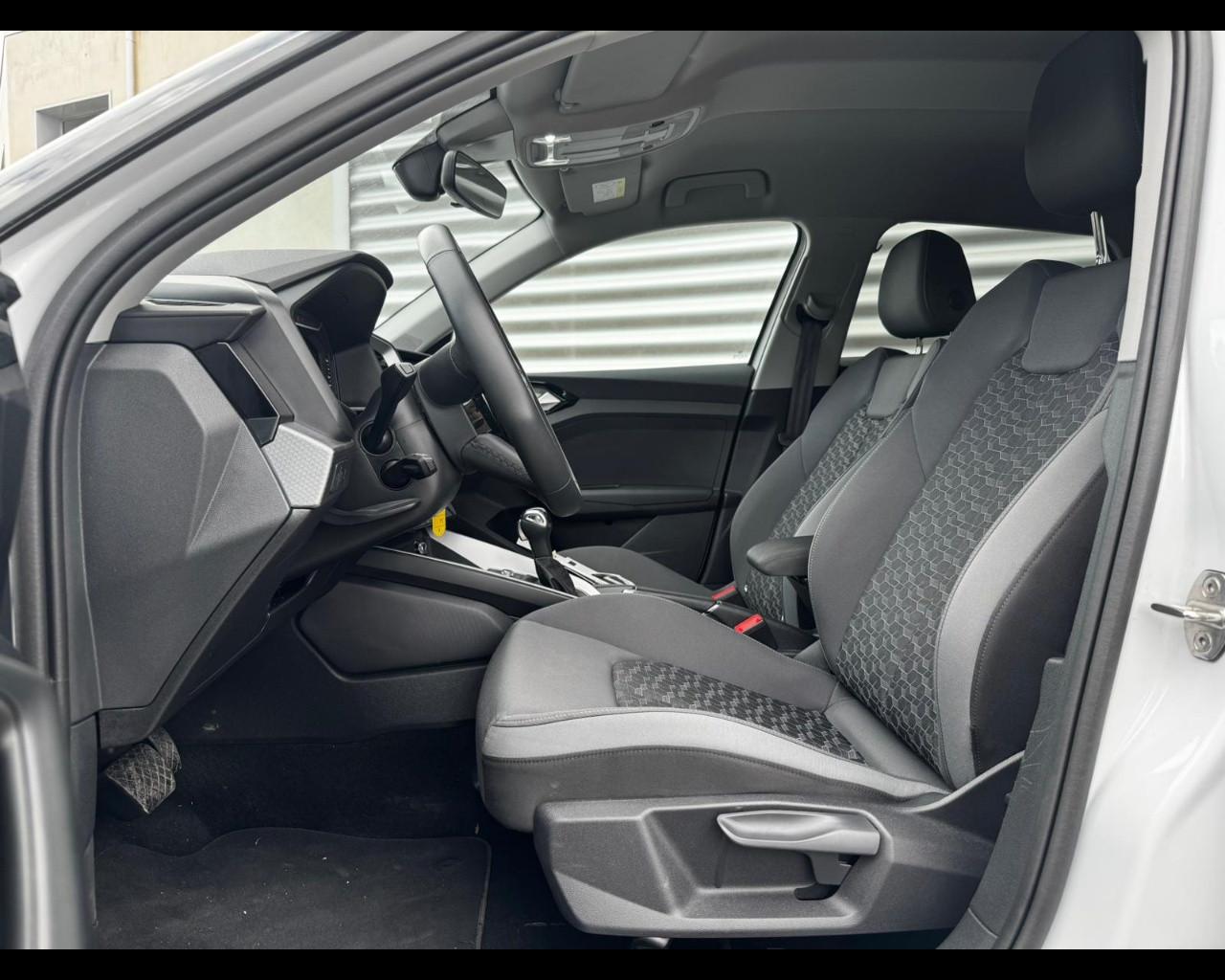 AUDI A1 SPORTBACK 35 TFSI S-TRONIC S-LINE EDITION