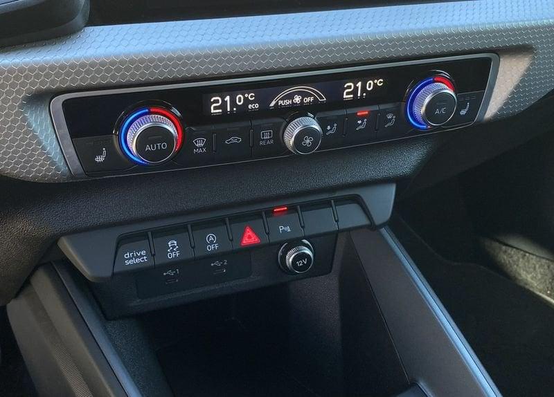 Audi A1 SPB S Line interno ed esterno 1.0 TFSI 110cv s-tronic 30