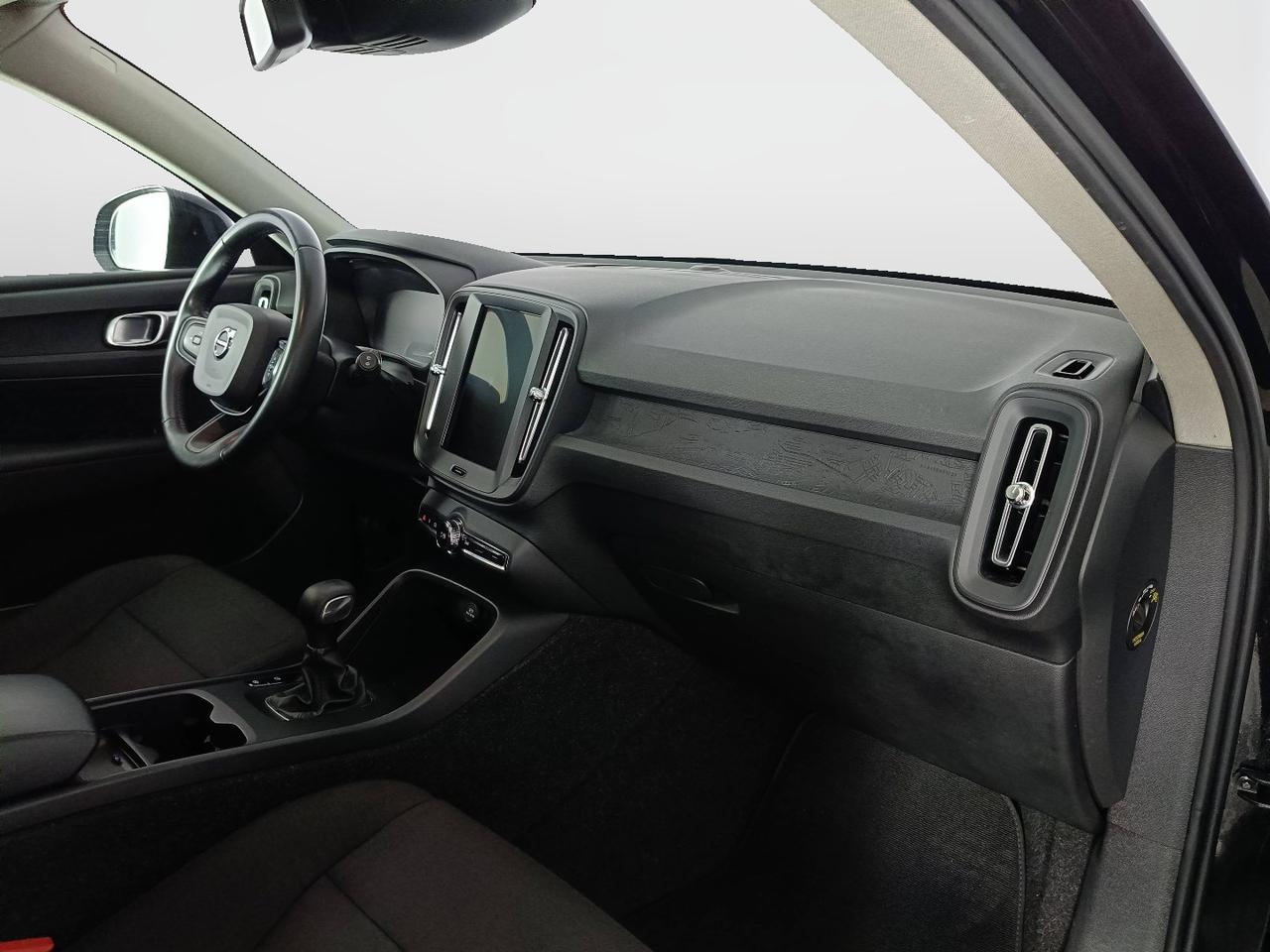 VOLVO XC40 - XC40 2.0 d3