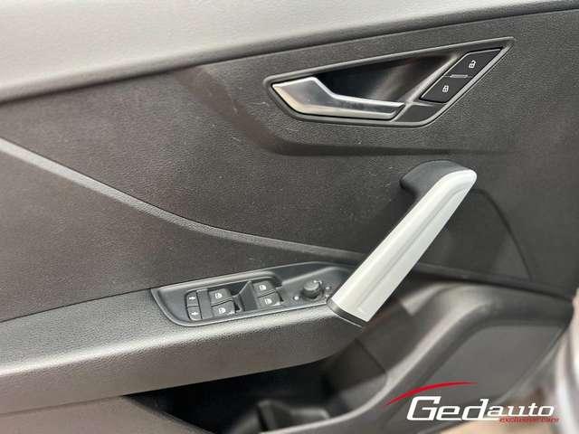 Audi Q2 30 TFSI S line Edition FULL-LED NAVI