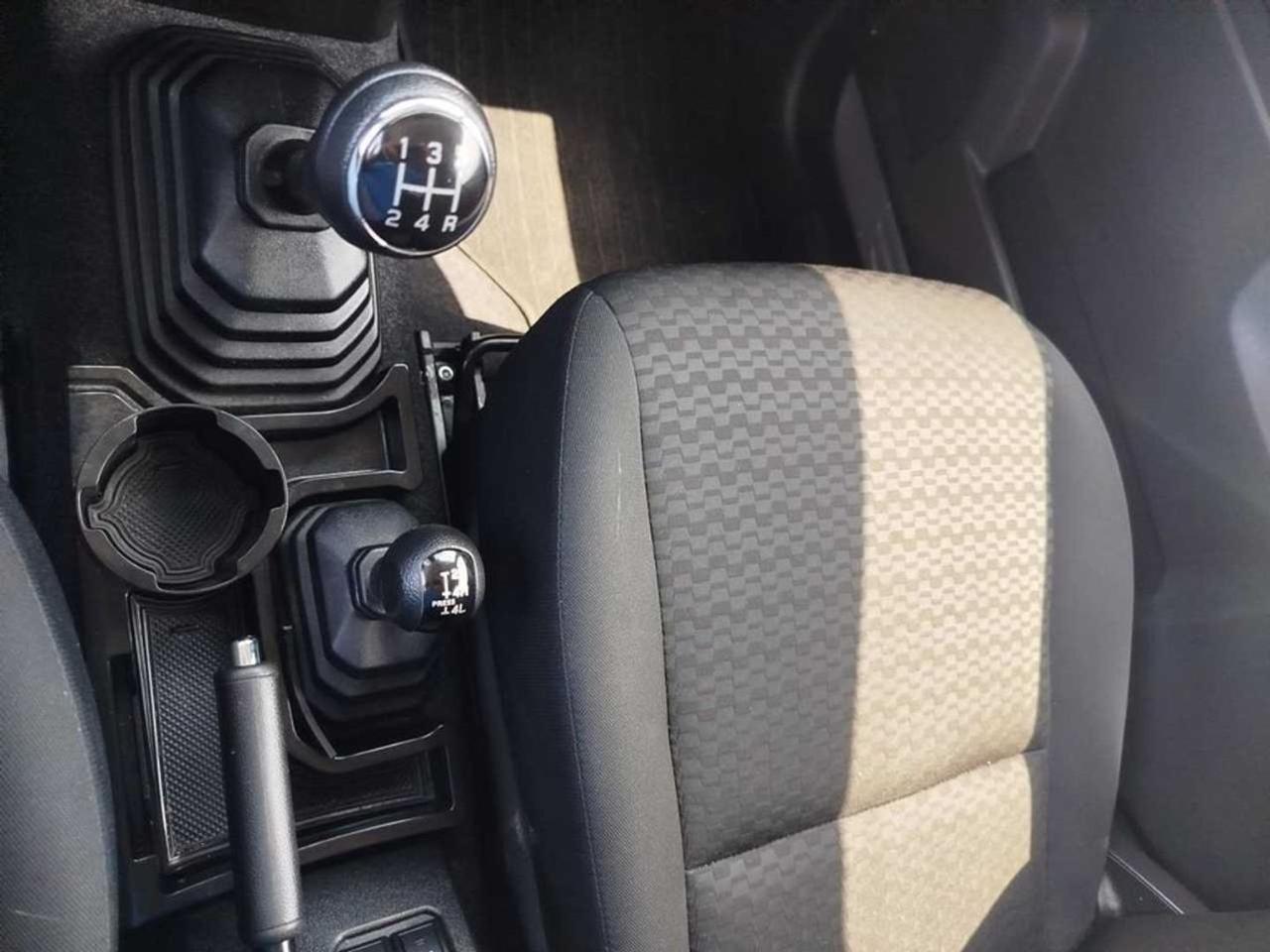 Suzuki Jimny 1.5 5MT PRO (N1)