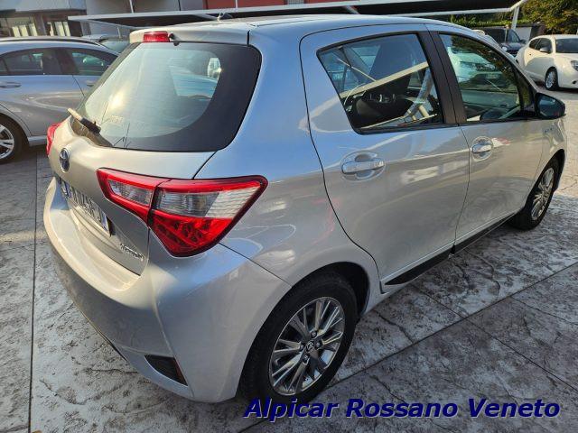 TOYOTA Yaris 1.5 Hybrid 5 porte Business