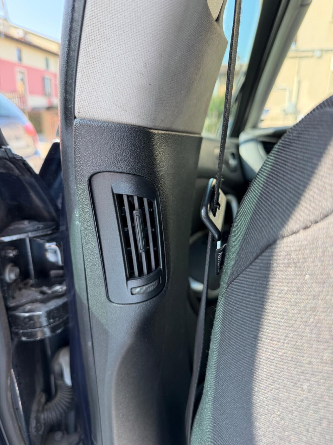 Citroen C5 2.0-160CV - Revisionata-GARANZIA 12 MESI