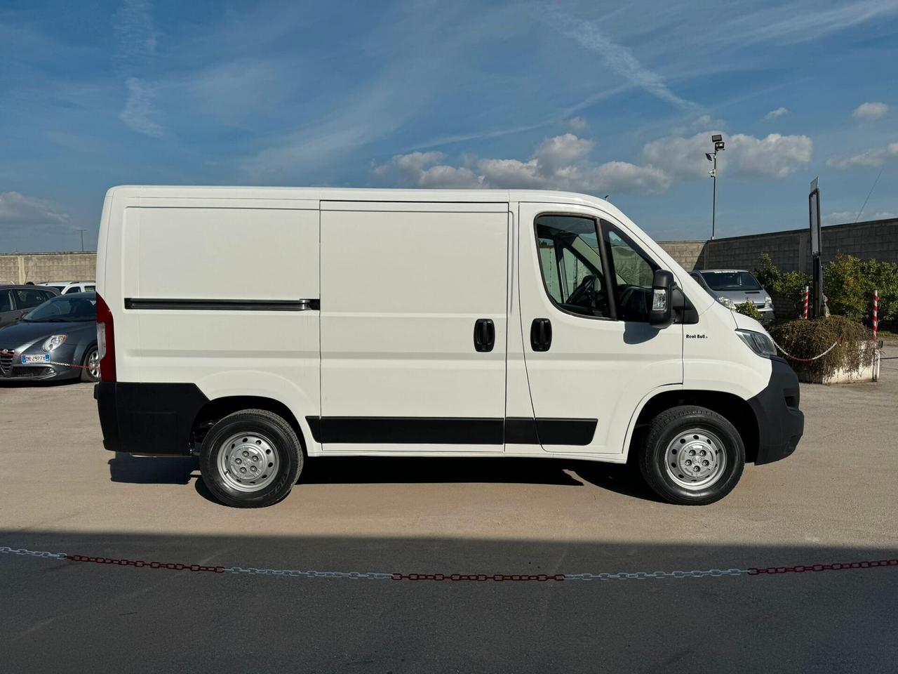 PEUGEOT BOXER 2.2 120 CV. L1H1 CON MOTORE NUOVO RIF:1623