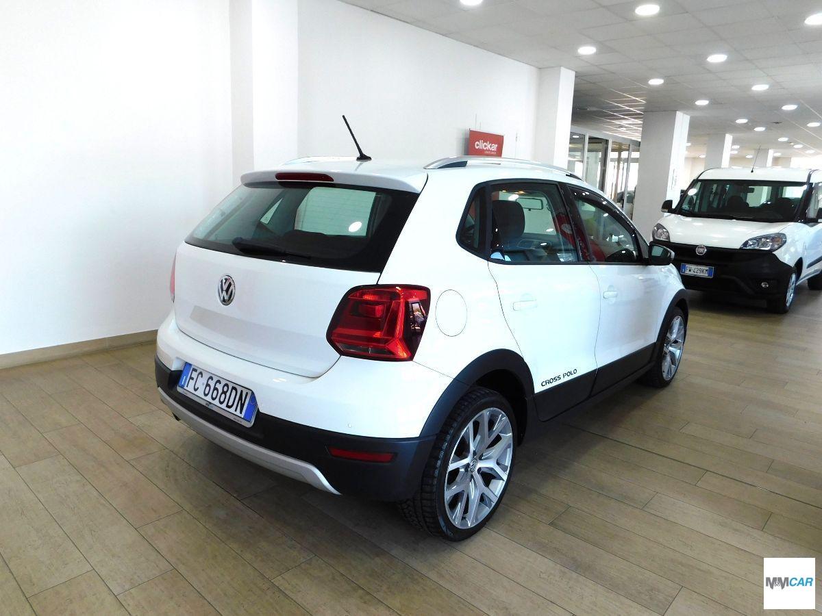 VOLKSWAGEN - Polo - Cross 1.4 TDI BlueMotion Tech.