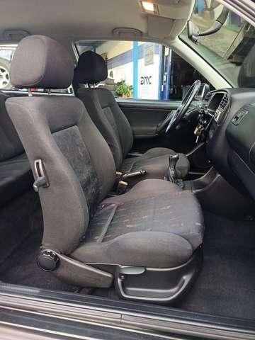 Volkswagen Golf GTI 3p 2.0 16v cat.