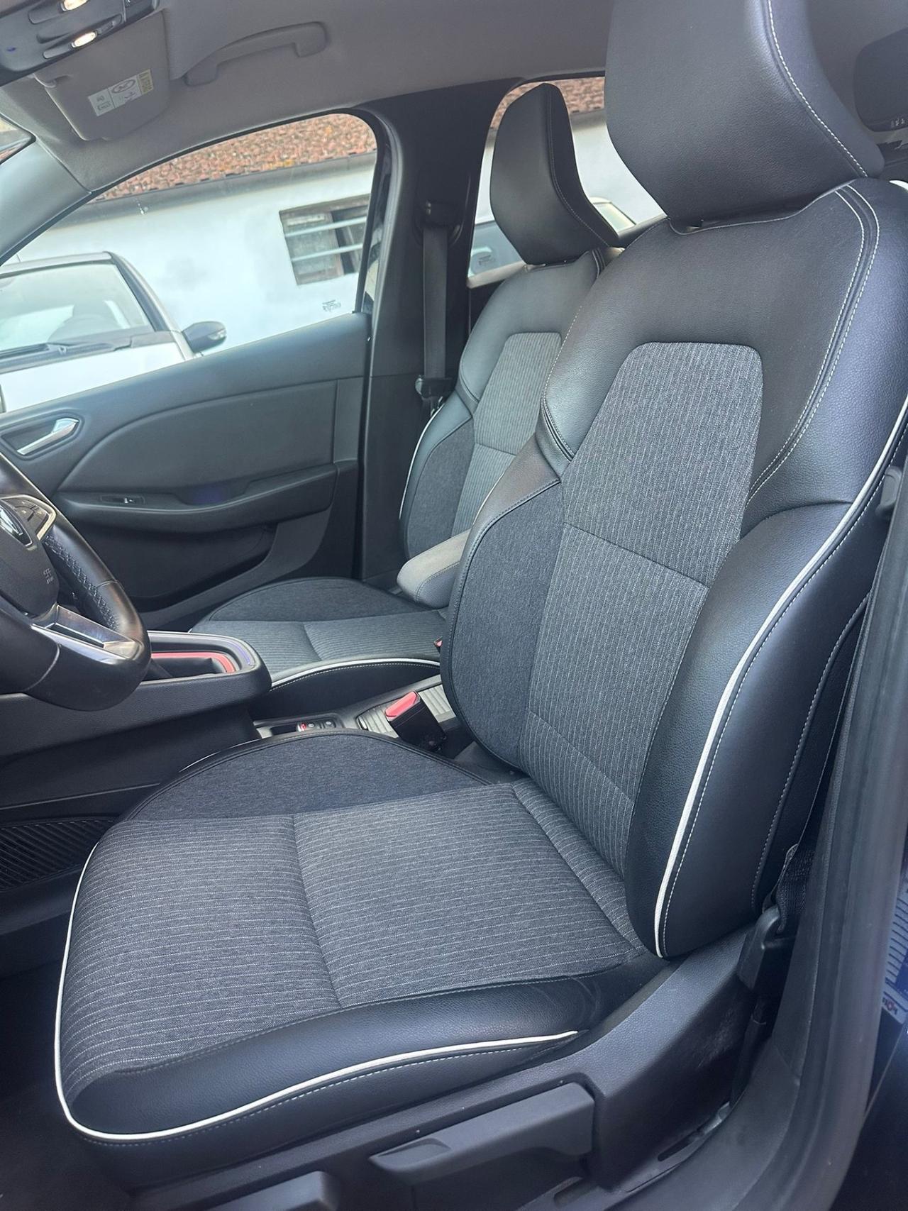 Renault Clio TCe 100 CV 5 porte Edition One
