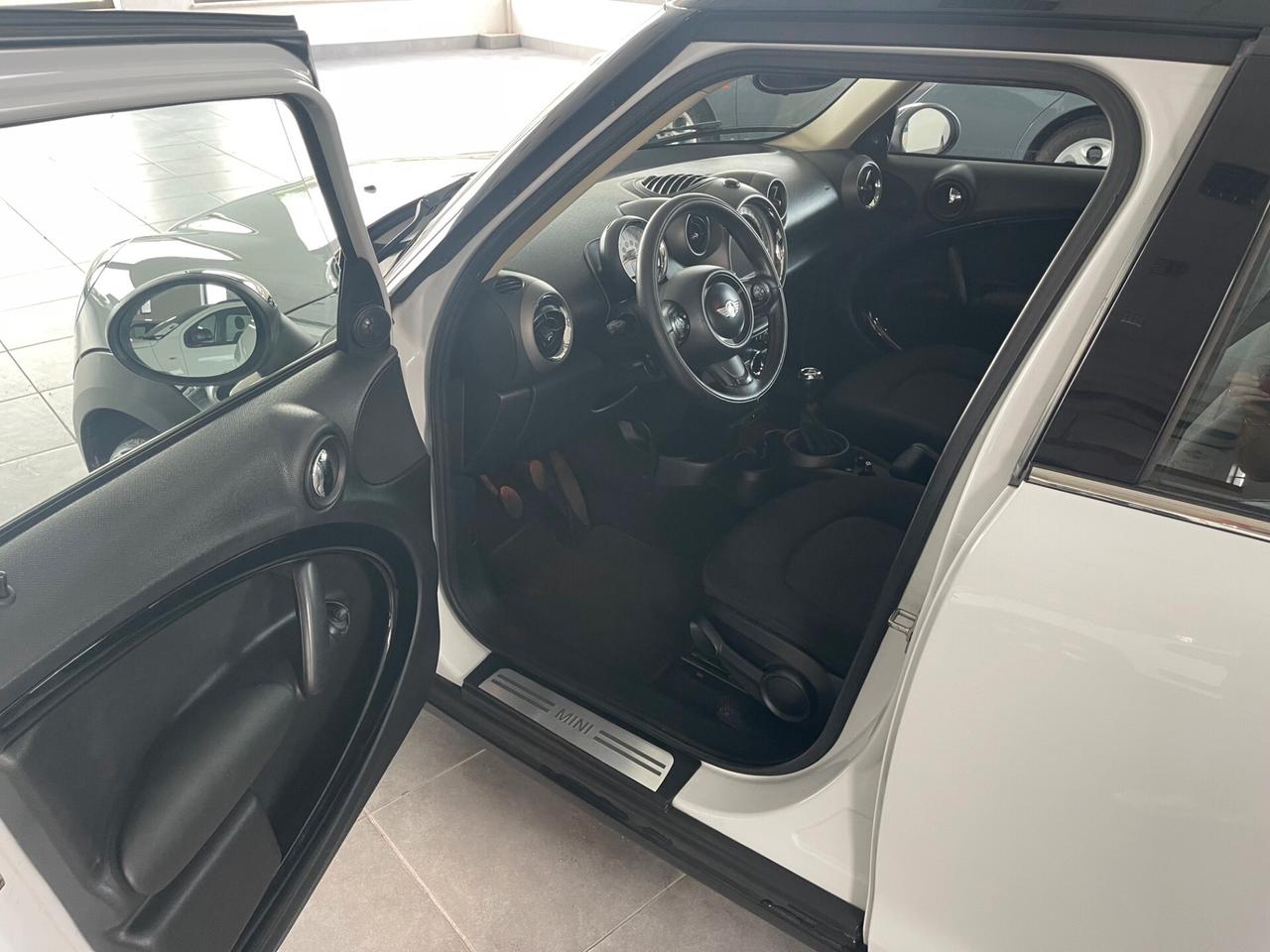 Mini Cooper D Countryman 1.6 Adatta a NEOPATENTATI