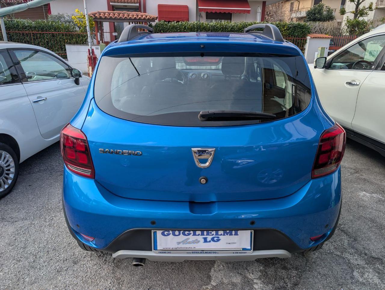 Dacia Sandero Stepway 1.0 TCe 100CV ECO-G GPL 15th Anniversary