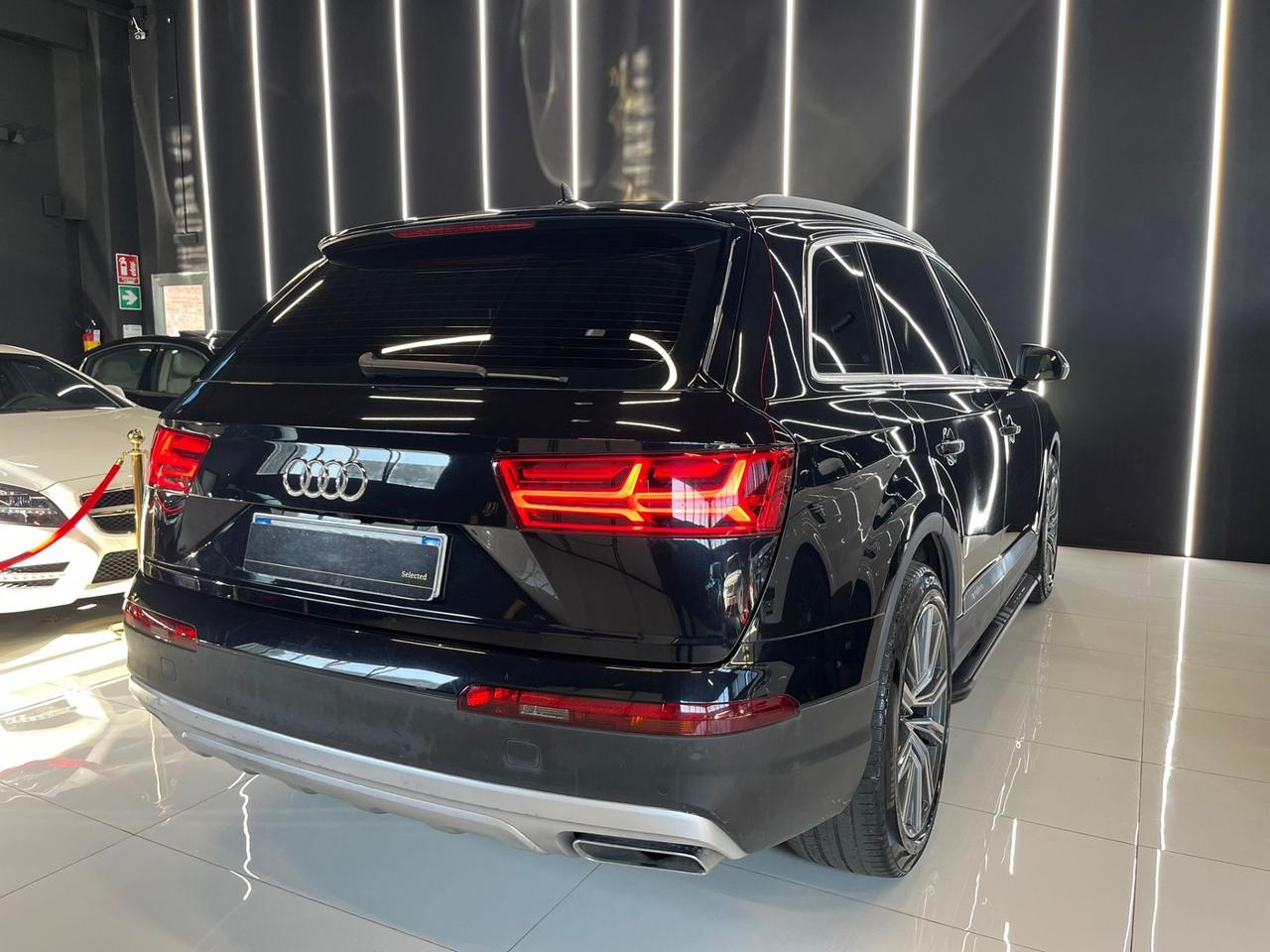Audi Q7 45 TDI quattro tiptronic Business 7 POSTI TETTO FULL OPTIONAL