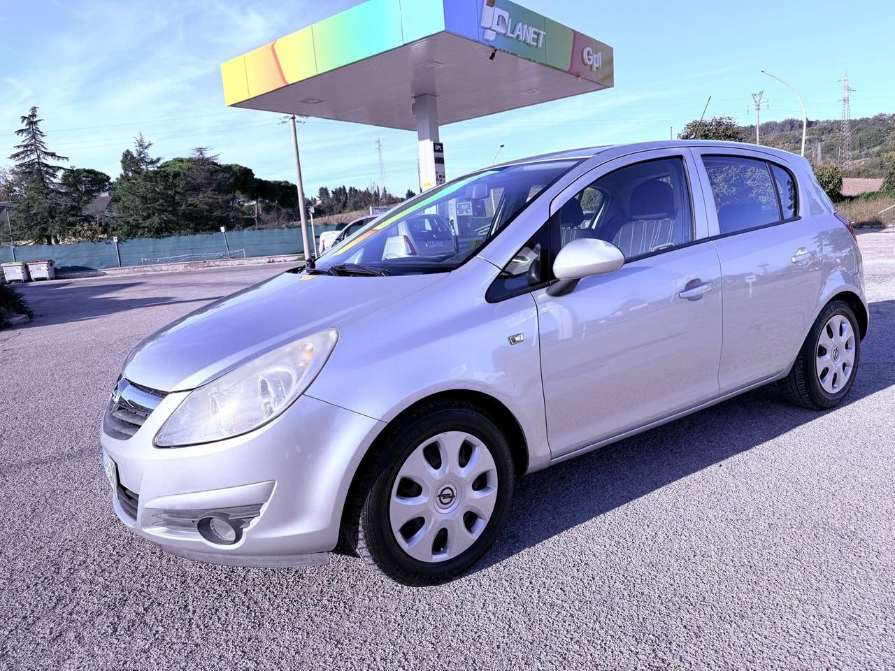 Opel Corsa 1.2 5 porte Ok neopatentati