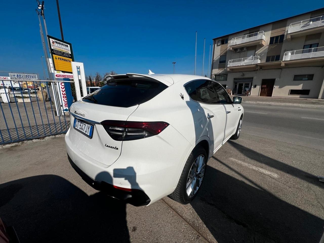 Maserati Levante V6 430 CV AWD Modena Ultima NOLEGGIO/RISCATTO