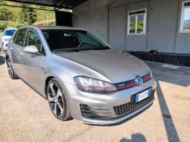 Volkswagen Golf GTI Performance 2.0 TSI DSG 5p. BlueMotion Technology