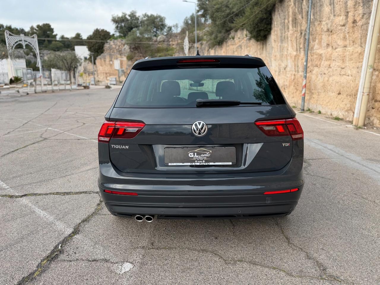 Volkswagen Tiguan/1.6 TDI 116CV/CAR PLAY/17"