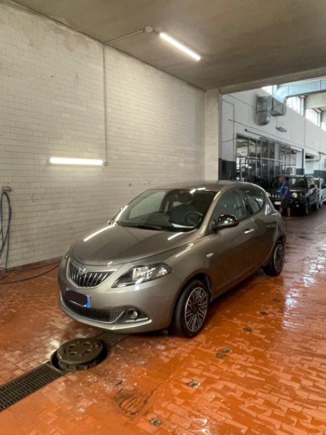 LANCIA Ypsilon 1.0 FireFly 5 porte S&S Hybrid Gold