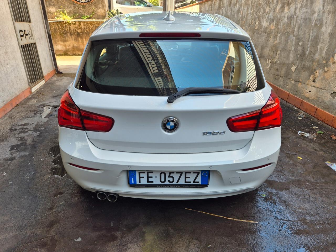 Bmw 120 120d 5p. Urban