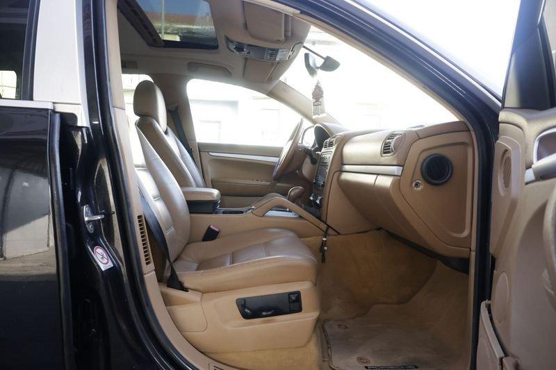 Porsche Cayenne Porsche Cayenne 3.2 V6 cat Unicoproprietario