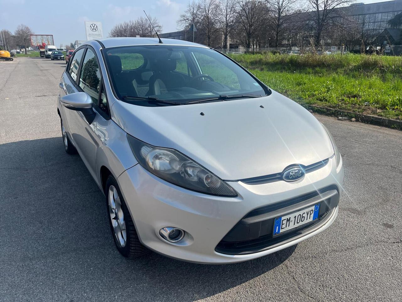 Ford Fiesta 1.4 TDCi 70CV 5p. Business ** NEOPATENTATI**