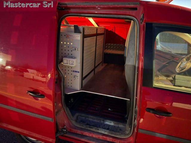 VOLKSWAGEN Caddy 2.0 TDI 110cv 4MOTION 4x4 - FE809CM