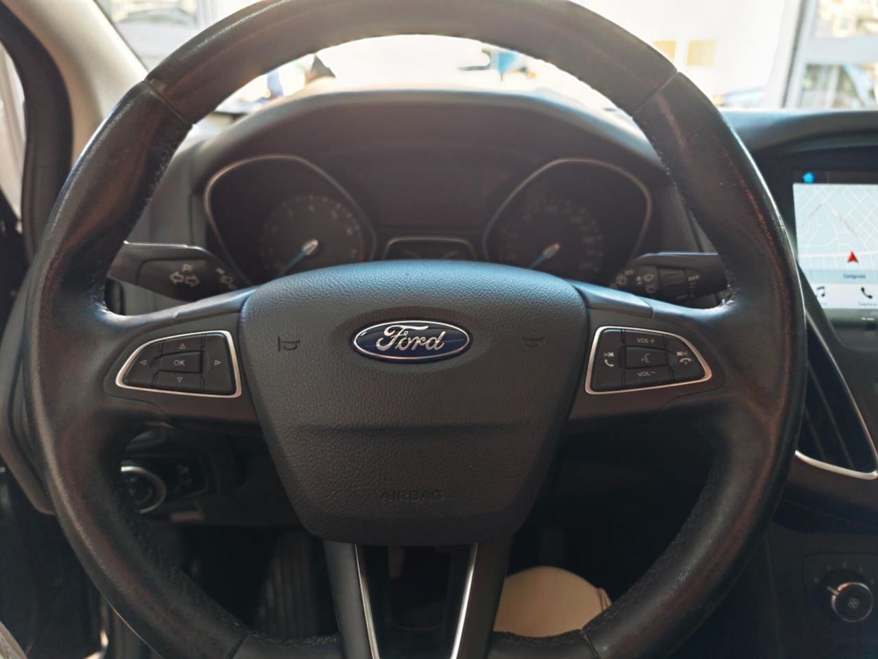 Ford Focus 1.6 120 CV GPL Titanium