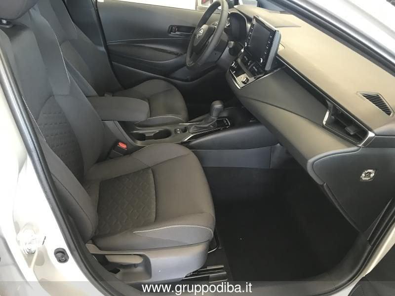 Toyota Corolla Touring Sports 1.8 Hybrid Business