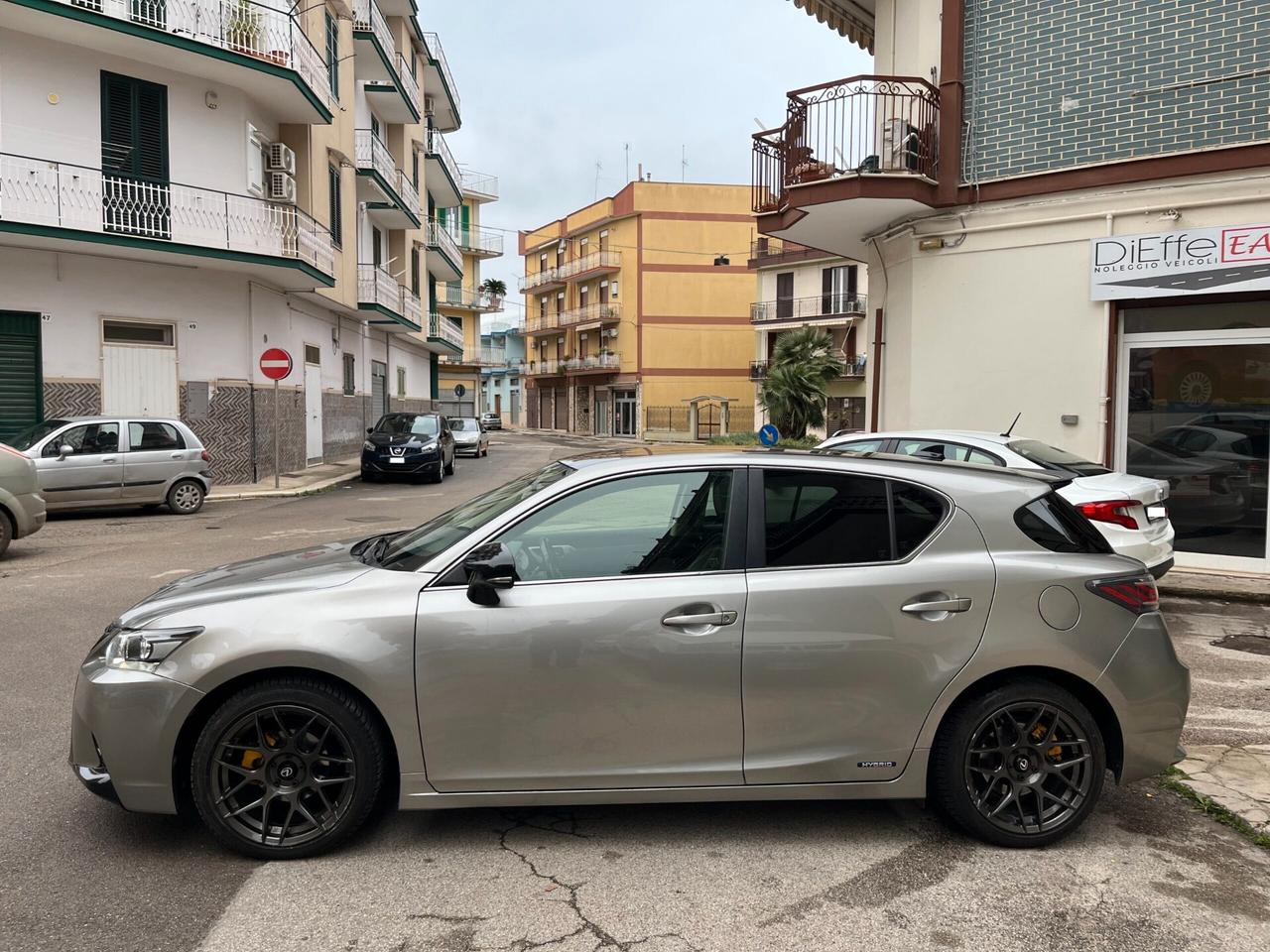 Lexus CT 200h Hybrid Black Style
