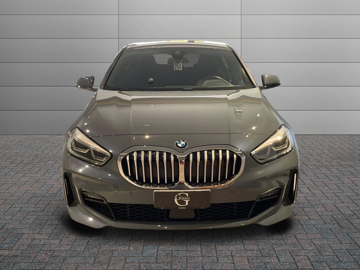 BMW Serie 1 F40 - 118d Msport auto