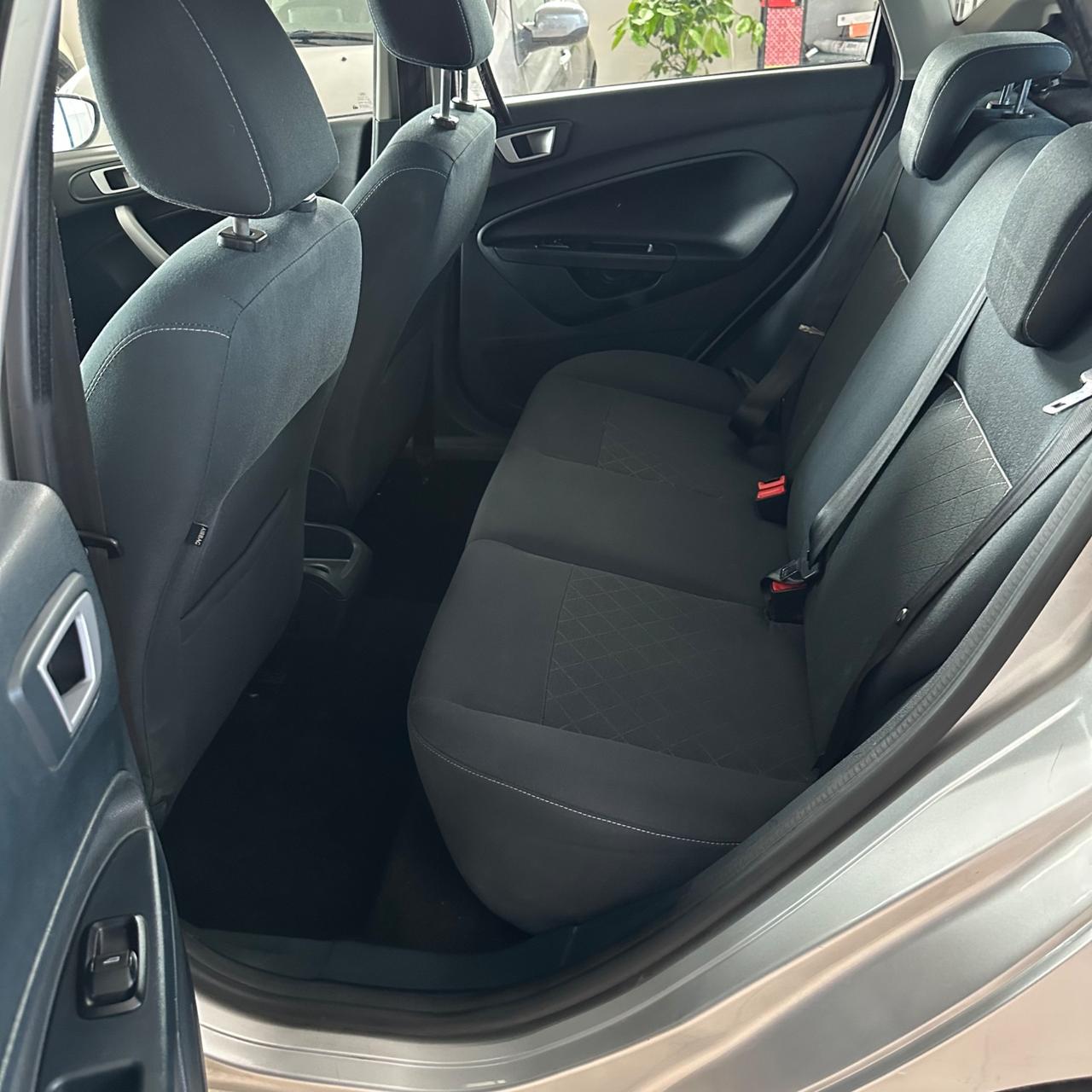 Ford Fiesta 1.4 TDCi 5p. Titanium