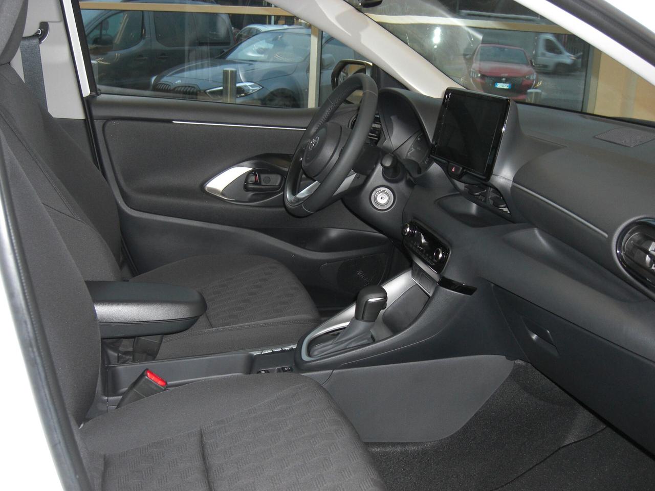 Toyota Yaris 1.5 Hybrid 5 porte Active