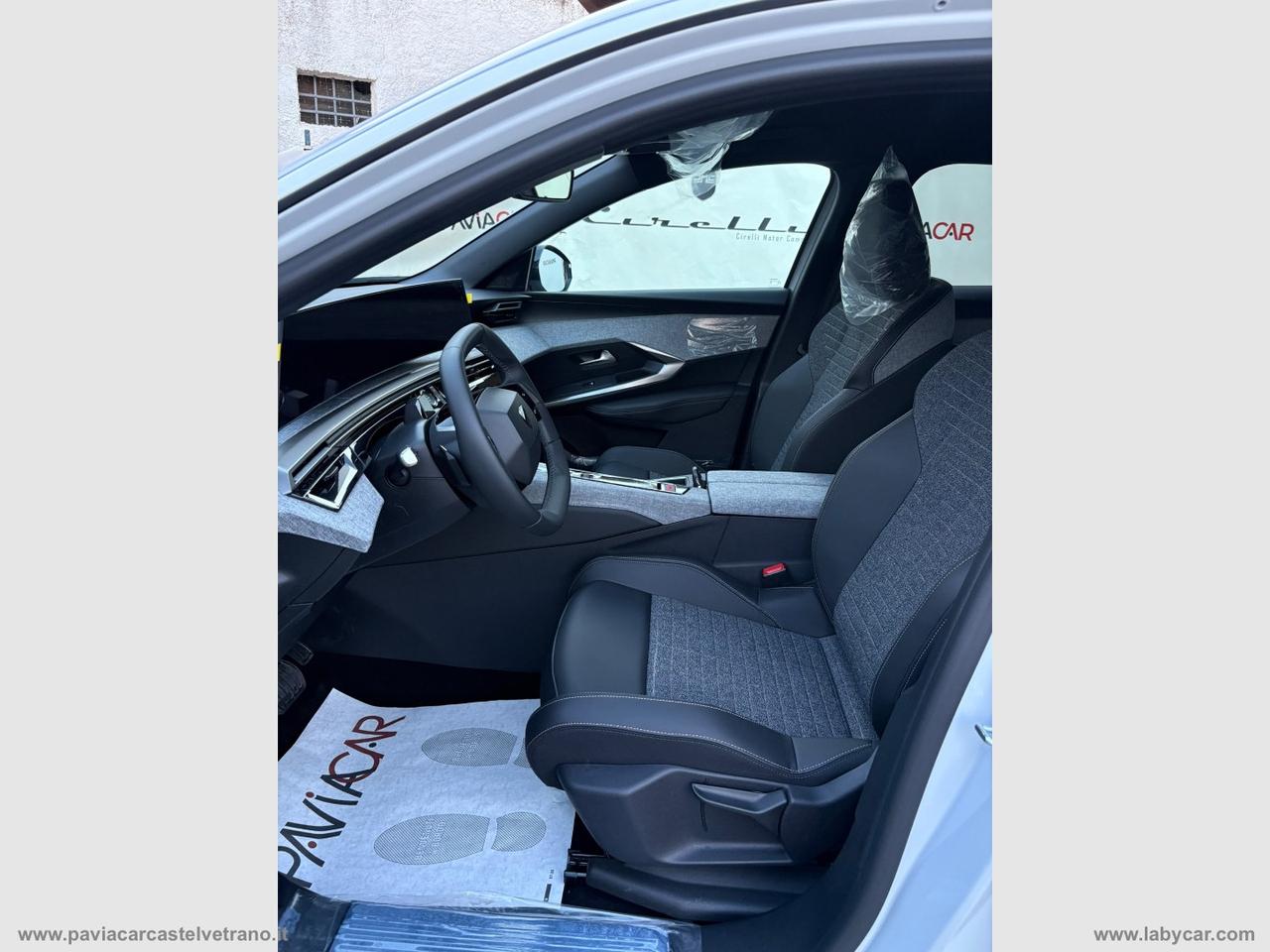PEUGEOT 3008 Hybrid 145 e-DCS6 Allure KM/0