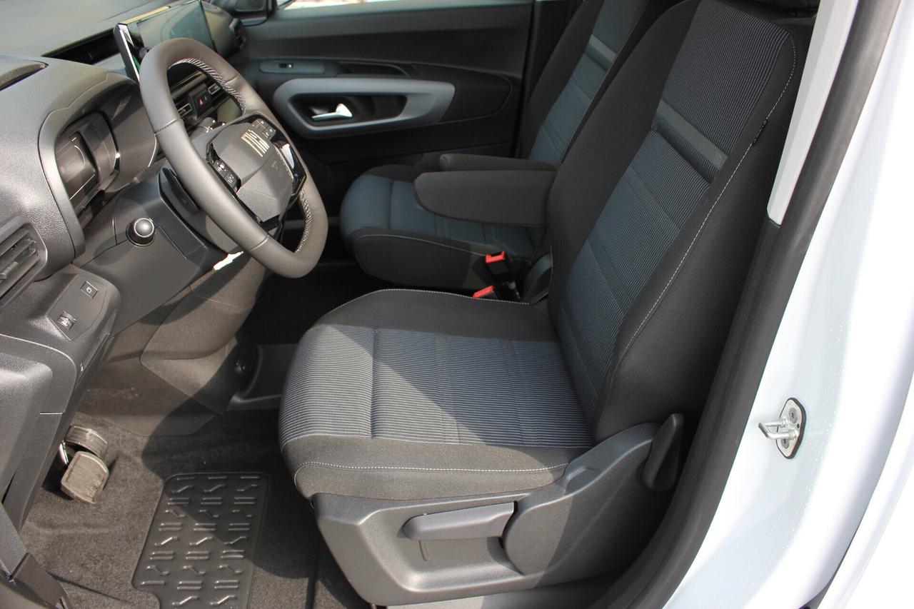 1.5 100CV AT8 Maxi Combi N1 + Pack WORKSITE + Confort Pack