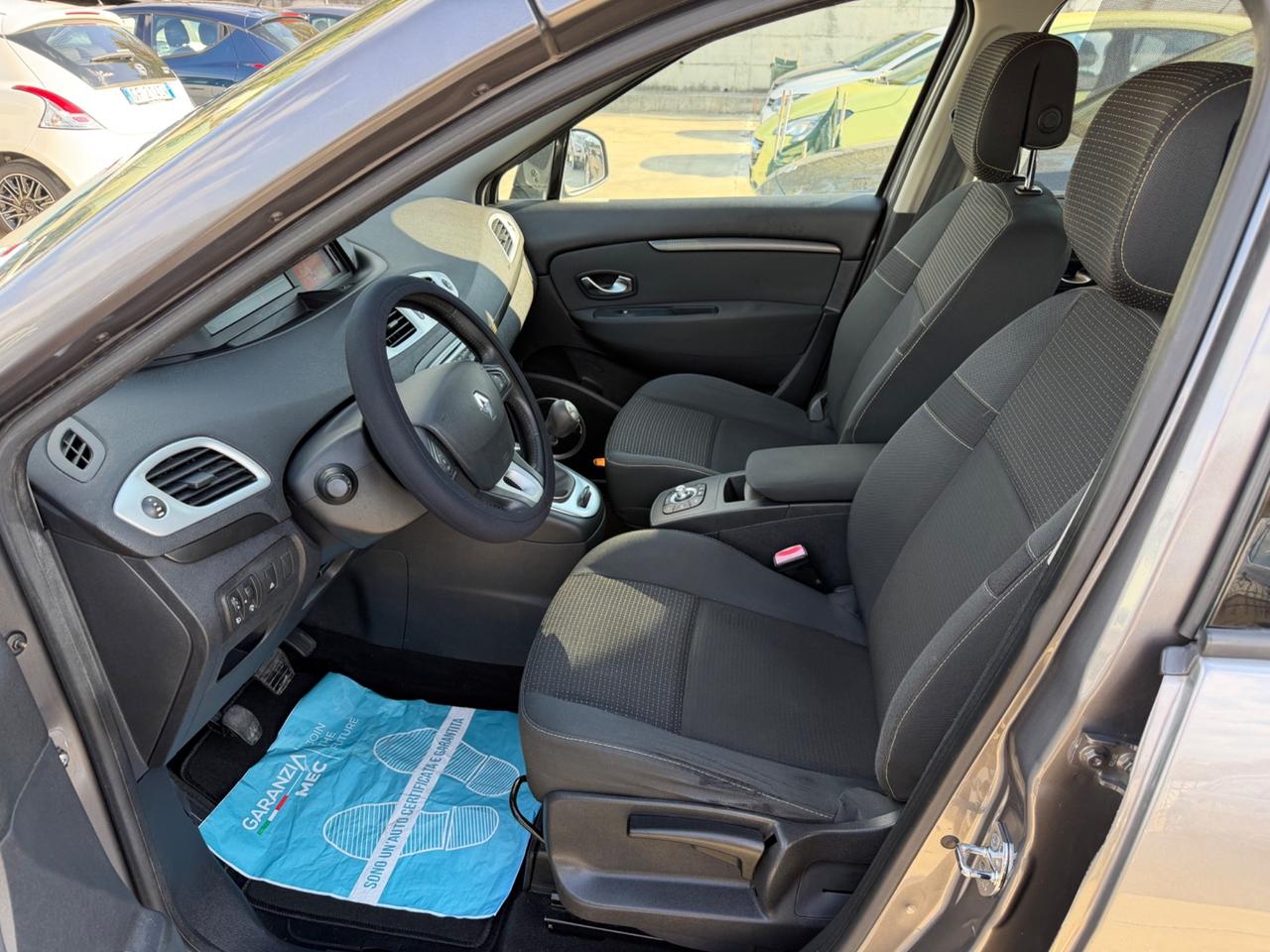 Renault SCENIC XMOD 1.5dCi 110CV