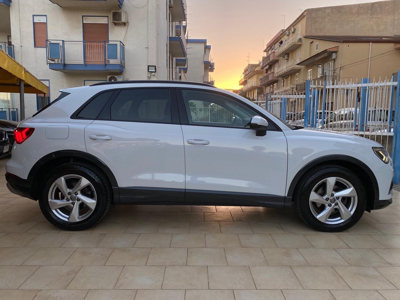 Audi Q3 2.0 TDI 150 CV Automatico - Sport