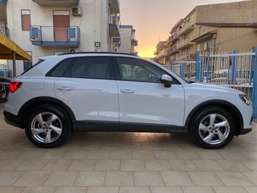 Audi Q3 2.0 TDI 150 CV Automatico - Sport