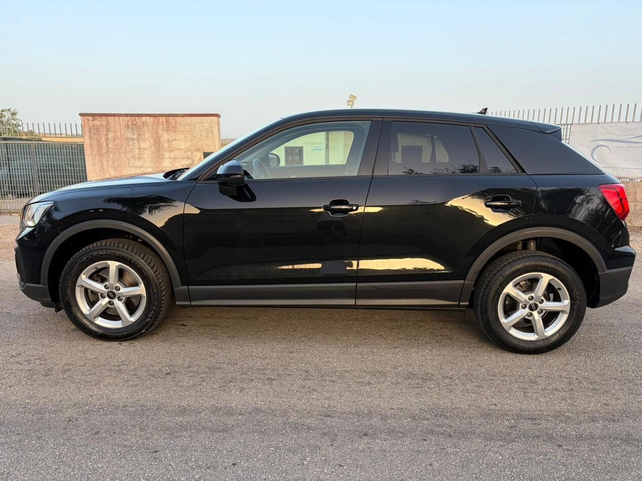 Audi Q2 35 2.0 tdi Business s-tronic