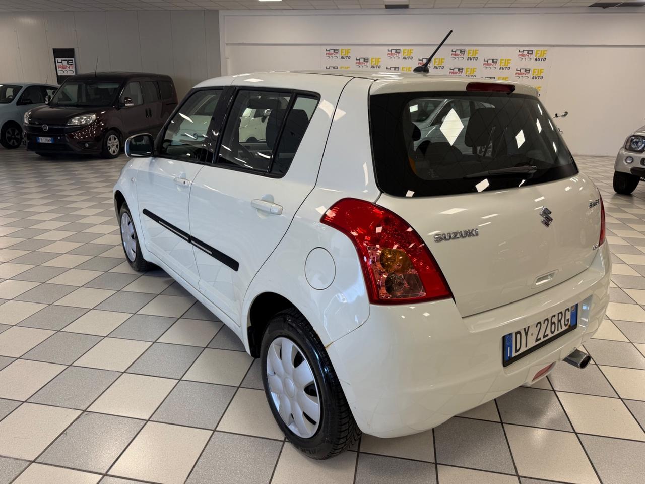 Suzuki Swift 1.3 4x4 5p. GL