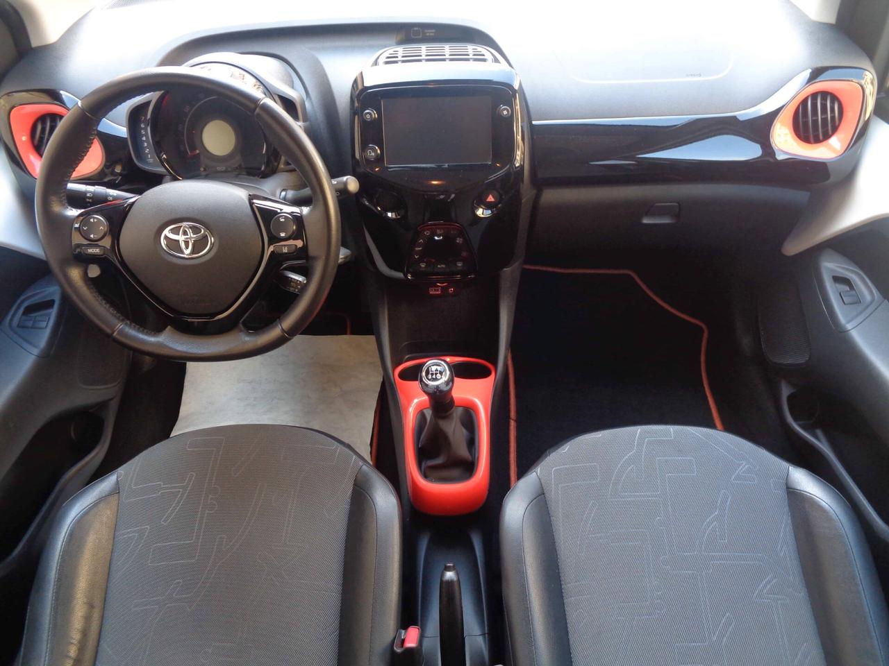 Toyota Aygo Connect 1.0 VVT-i 72 CV x-wave (Finanziabile)