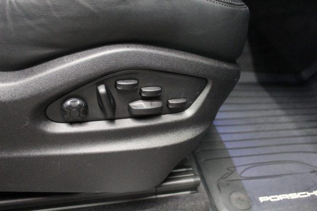 PORSCHE Cayenne Coupé 3.0 V6