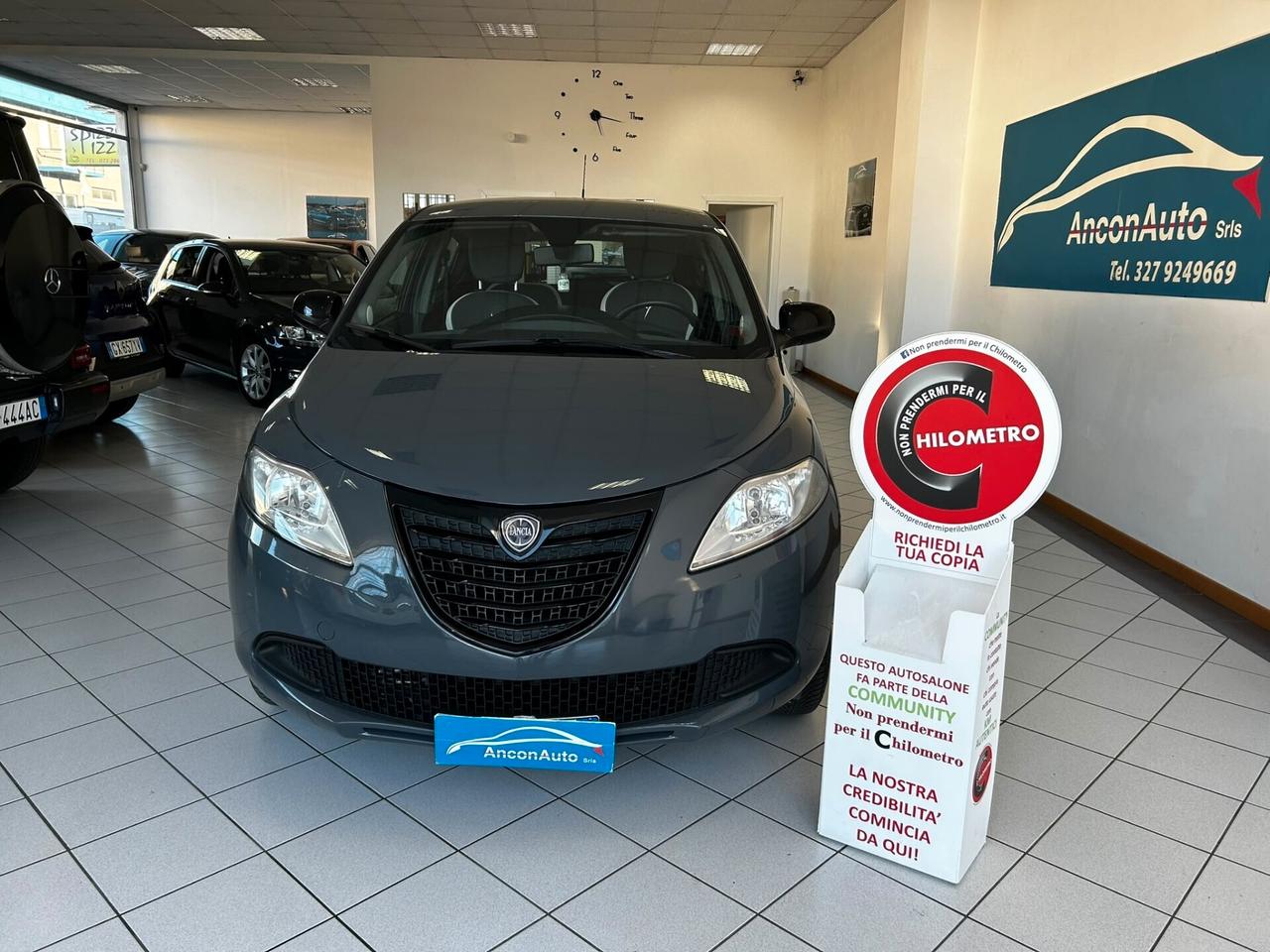 Lancia Ypsilon 0.9 TwinAir X NEOPATENTATI 2014