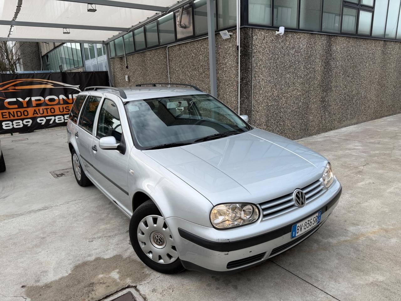 VW GOLF 1.6 BENZINA EURO4 NEOPATENTATI UNI PROP