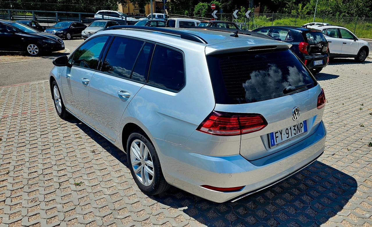 Volkswagen Golf Variant 2.0 TDI DSG Executive BlueMotion Tech.