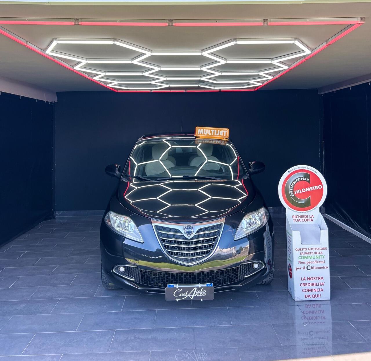 Lancia Ypsilon 1.3 Multijet 95cv Platinum 11/2013