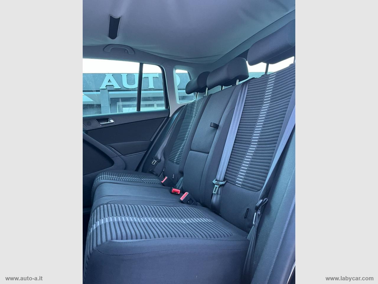 VOLKSWAGEN Tiguan 2.0 TDI 4MOTION Sport & Style