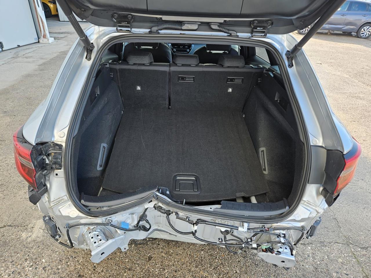 Toyota Corolla Touring Sports 1.8h auto START