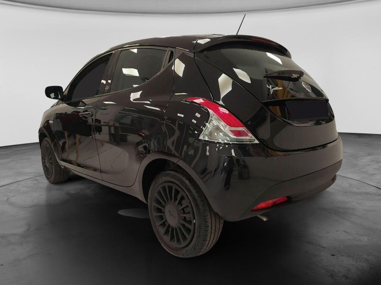 LANCIA Ypsilon III 2021 - Ypsilon 1.0 firefly hybrid Silver s&s 70cv