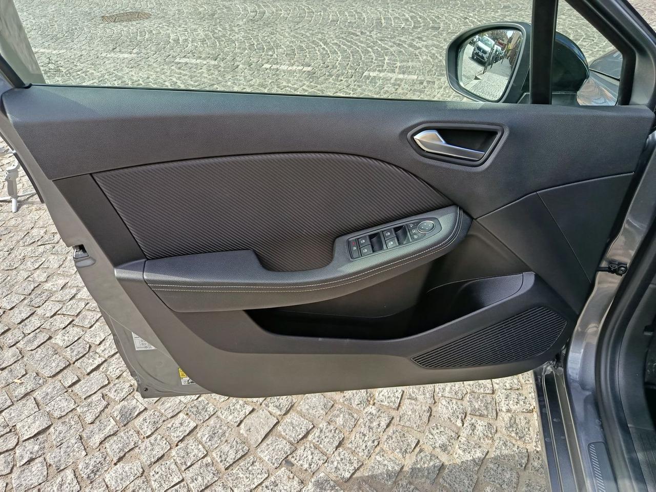 Renault Clio 1.6 E-TECH 145 Techno #7134