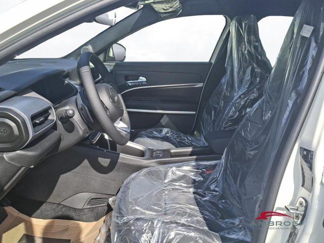 JEEP Avenger E-Hybrid Summit