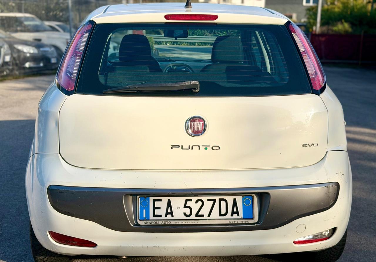 Fiat Punto Evo 2011 1.4 benzina/gol scade 2030 ok neopatentati ! ! !