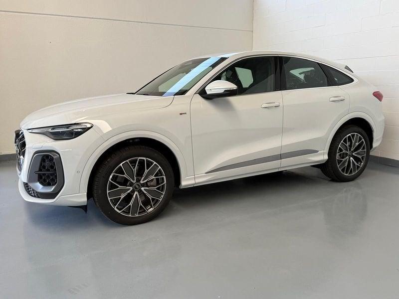 Audi Q5 Q5 SPB TDI 150 kW mHEV+ S tronic quattro S line ( € 22.000 DI SCONTO!!!!)